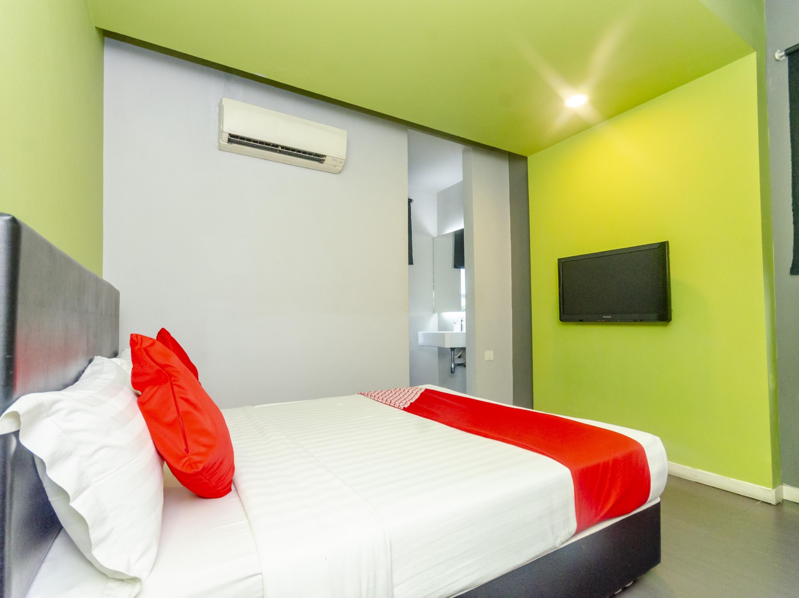 Oyo 317 Citytop 2* Cheras