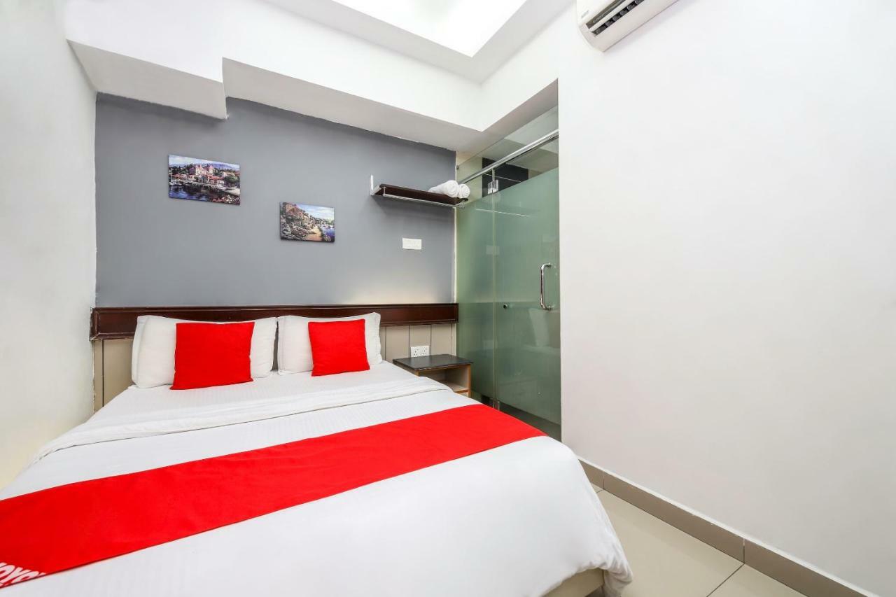 Hotel Oyo 317 Citytop 2*